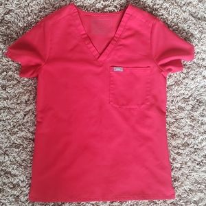 Figs Xs Pop Red one pocket scrub top